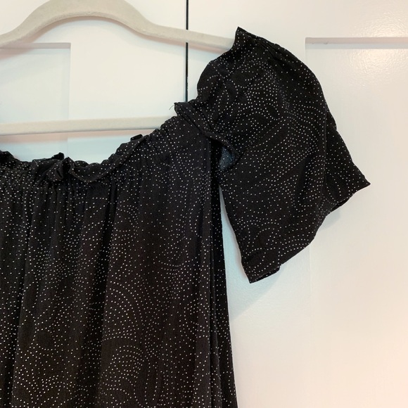 Knot Sisters Off the Shoulder Dress - Picture 2 of 8